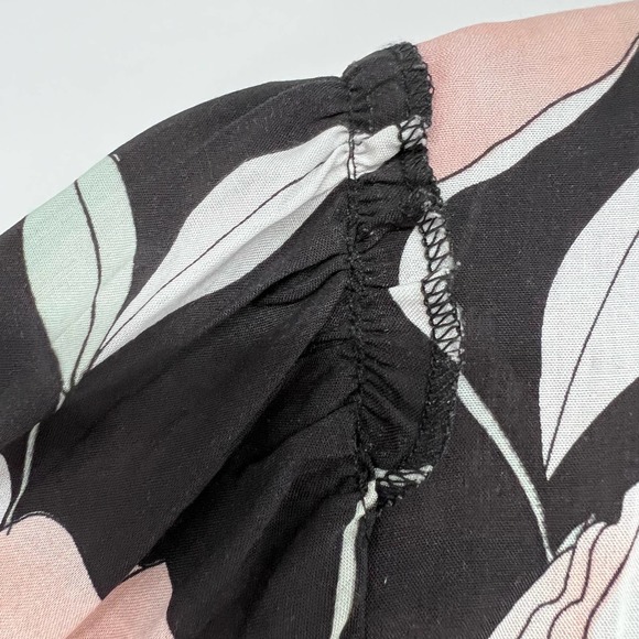 Jaase Floral Kimono Crop Cardigan Women's Sz M Black Pink Rayon Embroidered Trim - Picture 5 of 8